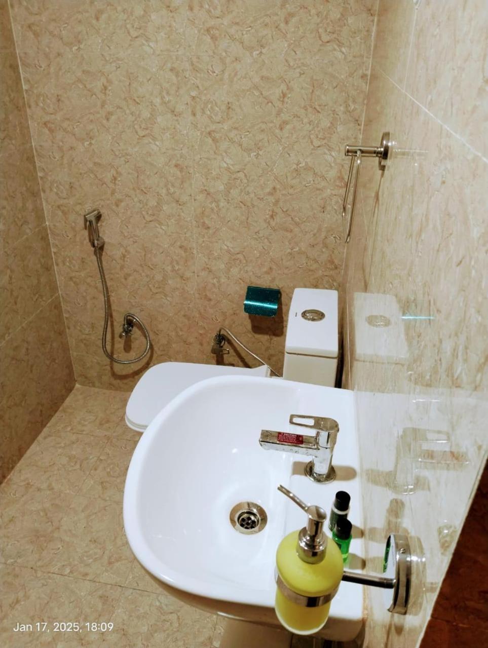 Hotel Abhinandan Ayodhya Экстерьер фото
